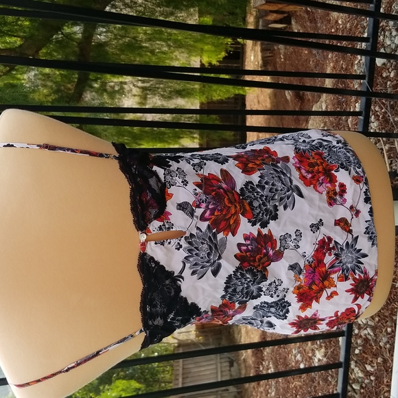 Bebe Camisole - Picture 5 of 11